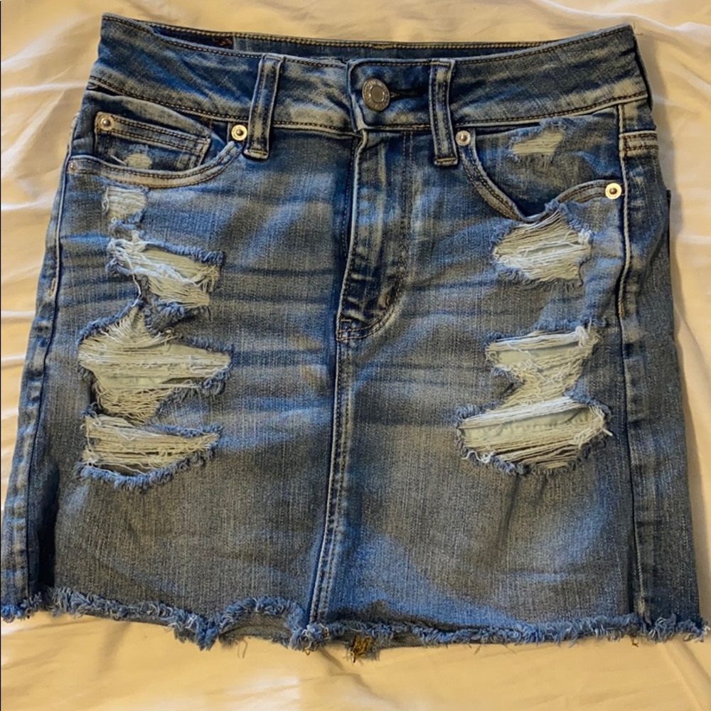 AEO ripped jean skirt